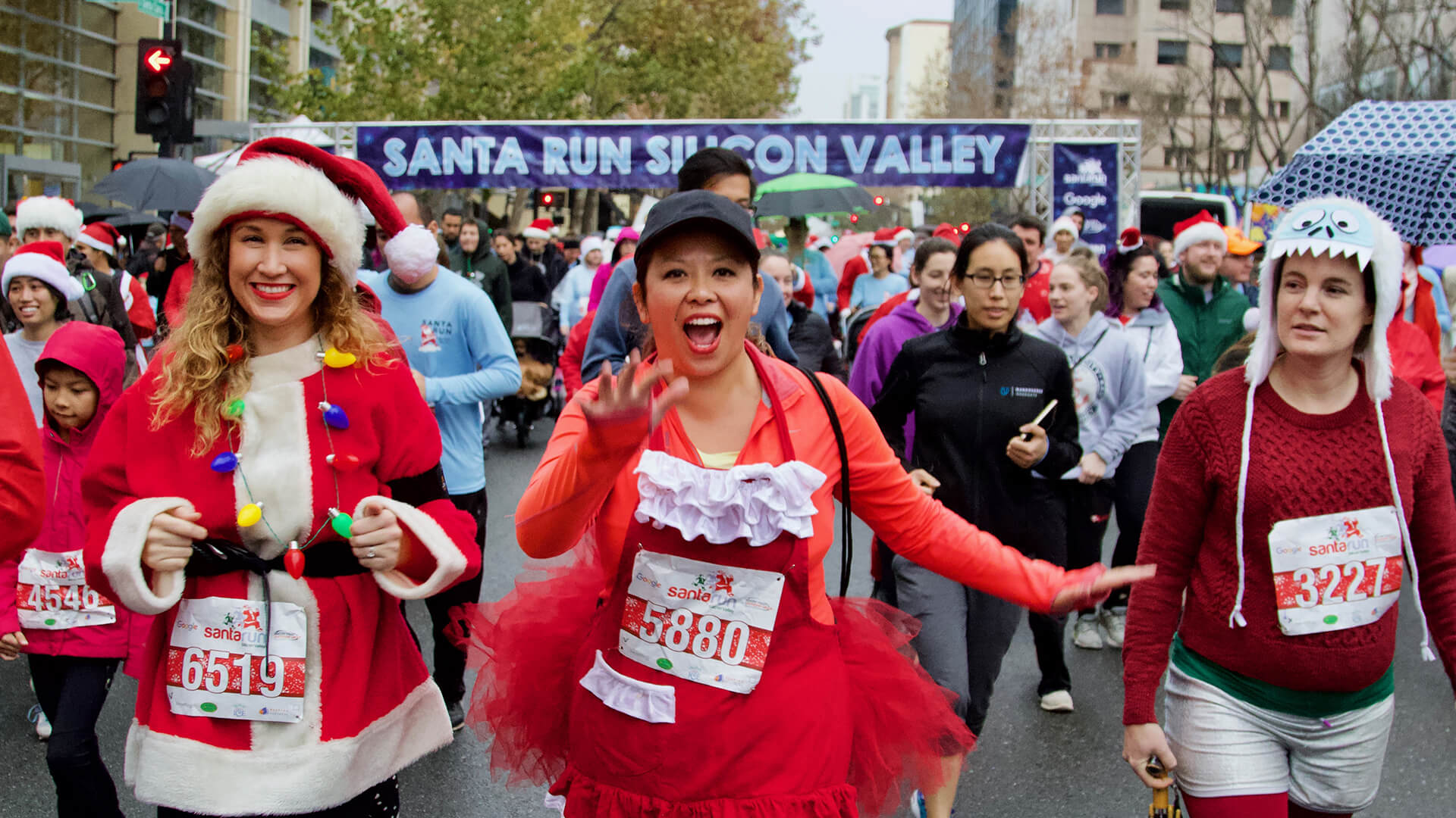 Participants in the Santa Run Silicon Valley